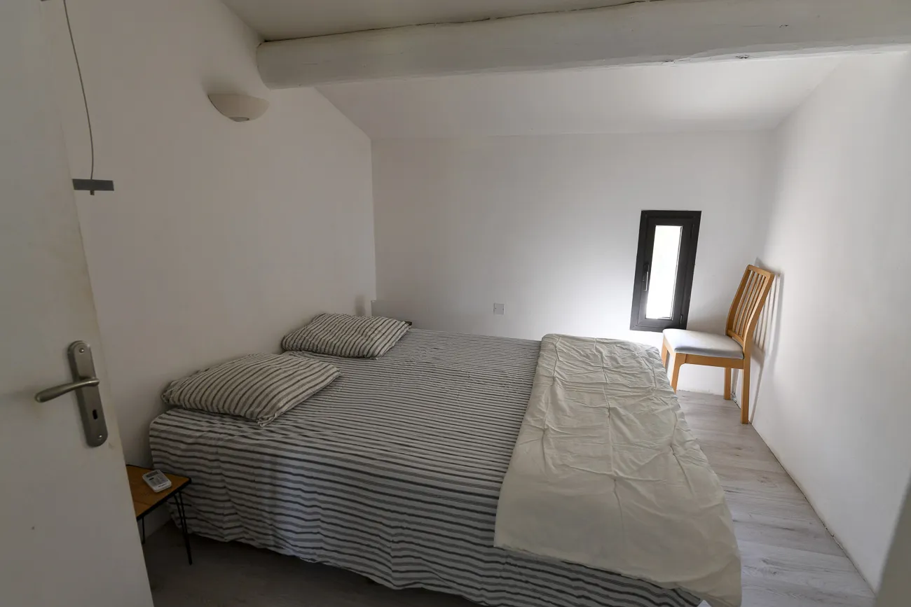 piscine-chambres-mas-du-grialou-location-maison-famille-nombreuse-domaine-vaucluse-carpentras-mont-ventoux-dentelles-provence-108